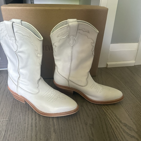 Steve Madden Hayward white leather cowboy boots size 9 - Picture 3 of 4